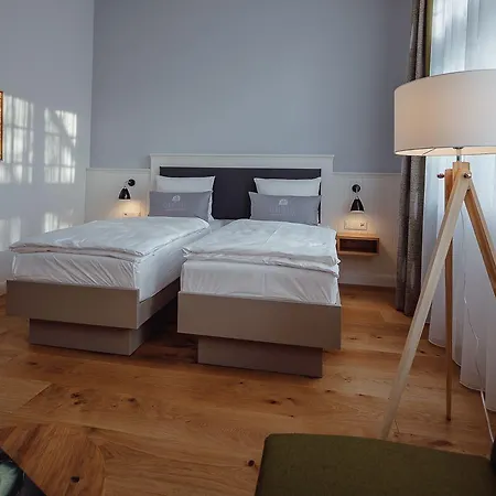 Schulhaus Hotel Schwelm