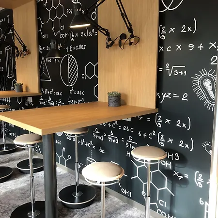 Schulhaus ホテル シュヴェルム