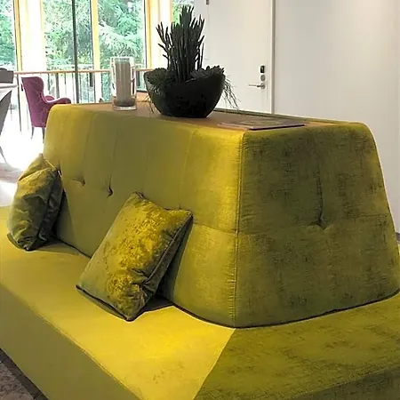 Schulhaus 4*