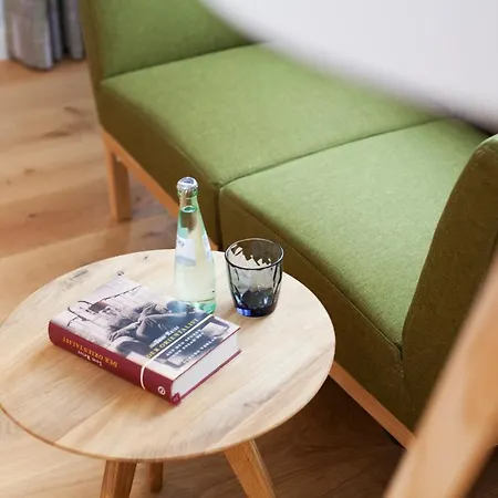 Schulhaus ホテル シュヴェルム